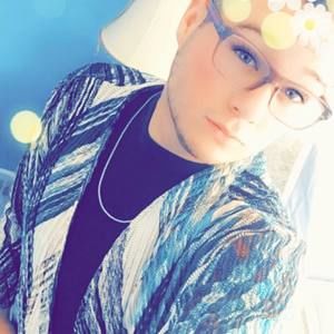 Meet your Posher, Jonathan